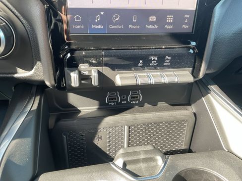New 2026 RAM 1500 Big Horn AWD/4WD image 28