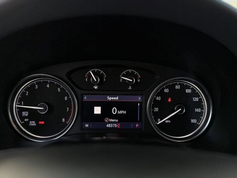 Used 2021 Buick Enclave Premium w/ Sun and Sites Package image 17