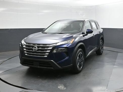 Used 2024 Nissan Rogue SV AWD/4WD image 22