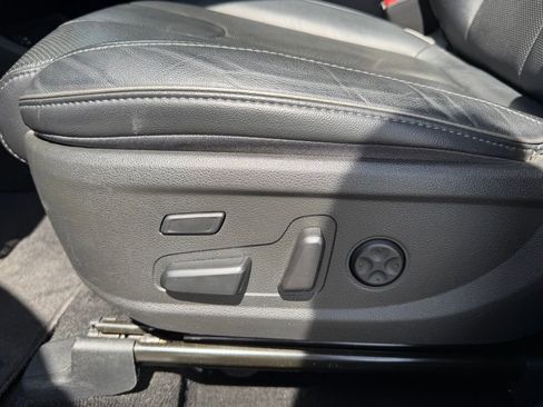 Used 2023 Hyundai Santa Fe Limited w/ Cargo Package FWD image 16