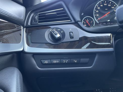 Used 2013 BMW M5 RWD image 35