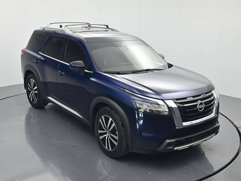 Certified 2024 Nissan Pathfinder Platinum AWD/4WD image 33