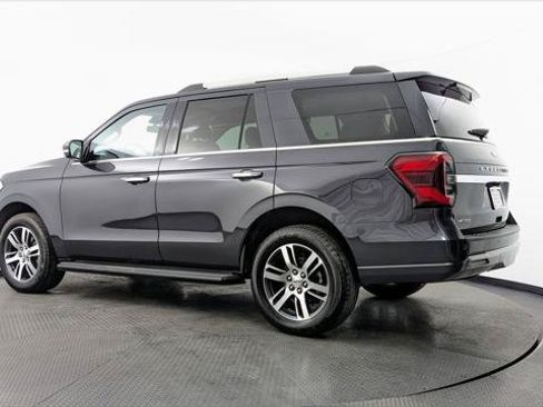 Used 2024 Ford Expedition Limited RWD image 6