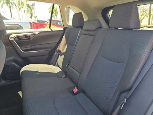 Certified 2025 Toyota RAV4 LE FWD image 19