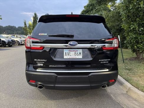 Used 2024 Subaru Ascent Limited w/ Technology Package AWD/4WD image 4