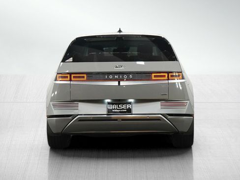 Certified 2024 Hyundai Ioniq 5 Limited AWD/4WD image 4