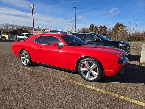 Used 2010 Dodge Challenger SRT8 w/ SRT Option Group II image 1