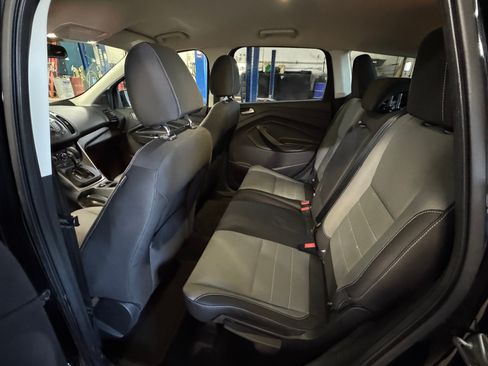 Used 2016 Ford Escape SE AWD/4WD image 12