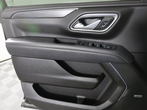 Used 2021 GMC Yukon SLT w/ SLT Premium Package image 20