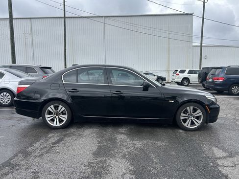 Used 2009 BMW 528i Sedan RWD image 4