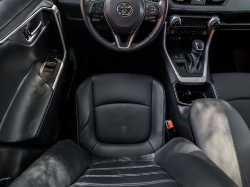 Used 2023 Toyota RAV4 XLE Premium FWD image 56
