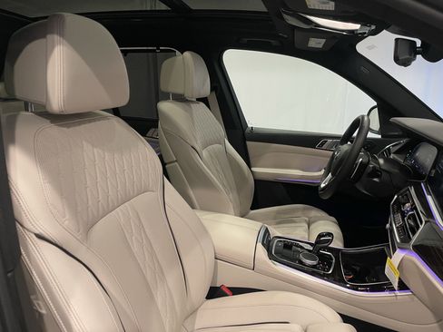 Certified 2023 BMW X5 xDrive40i w/ Luxury Seating Package image 15