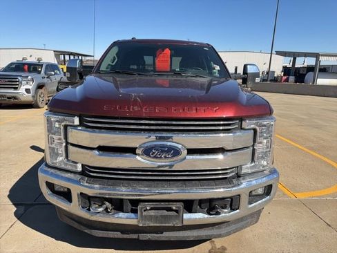 Used 2017 Ford F350 Lariat w/ Chrome Package image 8