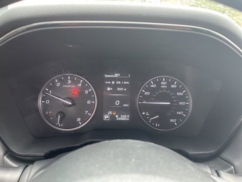 Used 2023 Subaru Outback Premium image 19