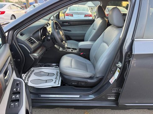 Used 2019 Subaru Outback 2.5i Limited w/ Popular Package #2 AWD/4WD image 8