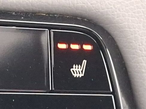 Certified 2023 Honda Pilot Touring image 21