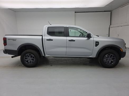 Used 2024 Ford Ranger XLT w/ Technology Package image 13