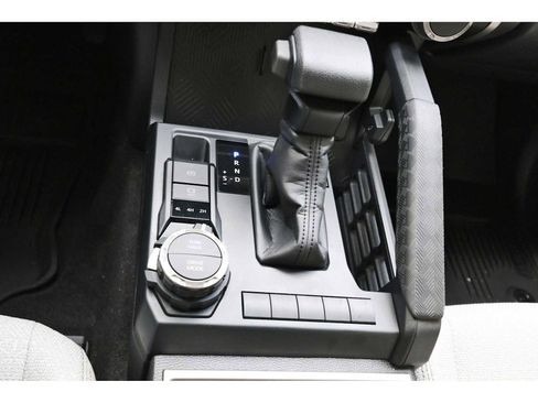 Used 2025 Toyota 4Runner SR5 image 25