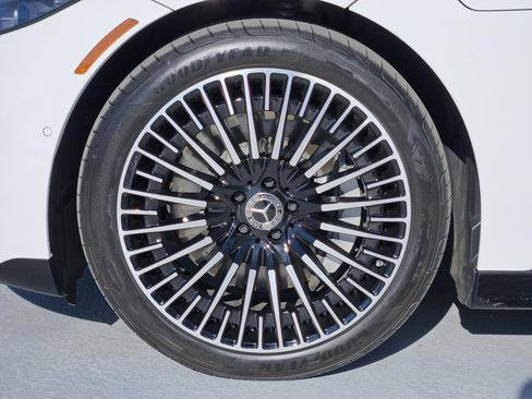 Used 2023 Mercedes-Benz EQS 450+ Sedan image 12