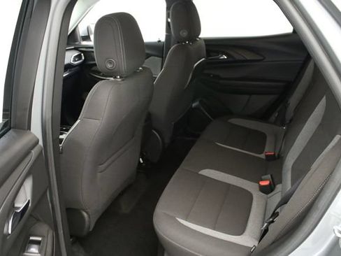 Used 2023 Chevrolet TrailBlazer LT FWD image 26