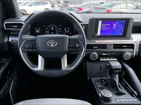 Used 2025 Toyota 4Runner SR5 image 8