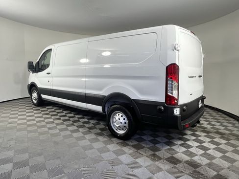 New 2026 Ford Transit 250 Low Roof AWD image 3