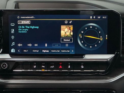 Used 2024 Chevrolet Silverado 2500 LTZ w/ LTZ Convenience Package image 28