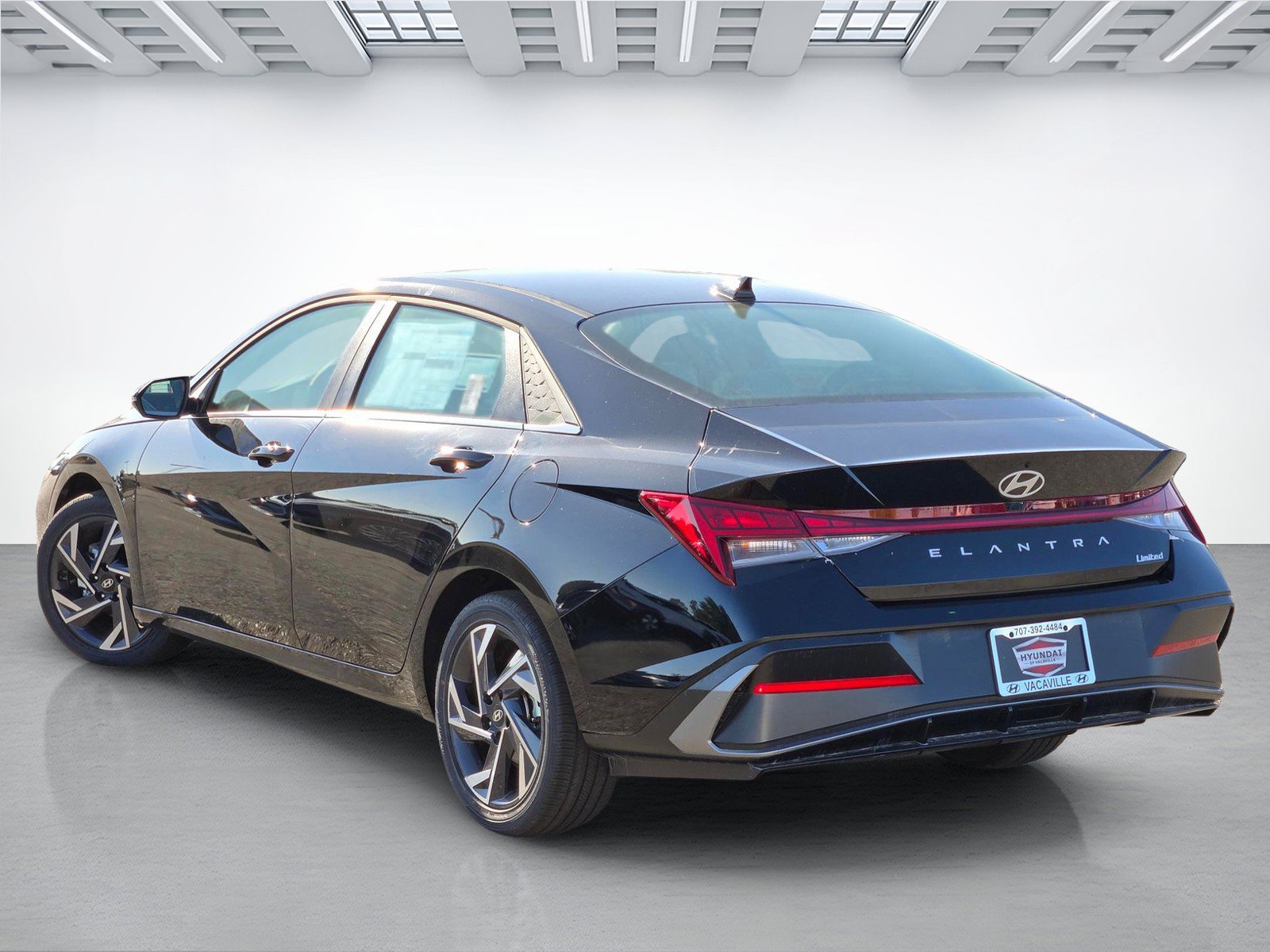 New 2026 Hyundai Elantra Limited FWD image 6