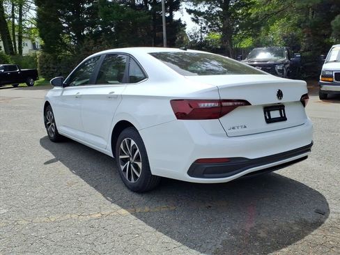 Used 2022 Volkswagen Jetta S FWD image 35