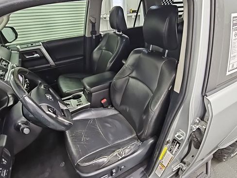 Used 2015 Toyota 4Runner SR5 RWD image 25