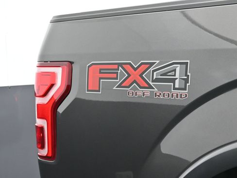 Used 2019 Ford F150 XLT w/ Equipment Group 302A Luxury AWD/4WD image 47