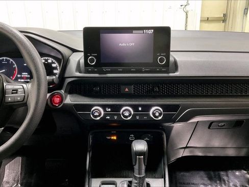 Used 2025 Honda CR-V LX image 6