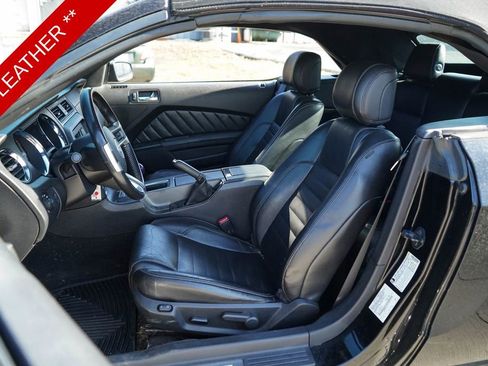 Used 2013 Ford Mustang GT Premium w/ Security Pkg image 7