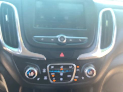Used 2019 Chevrolet Equinox LT FWD image 19