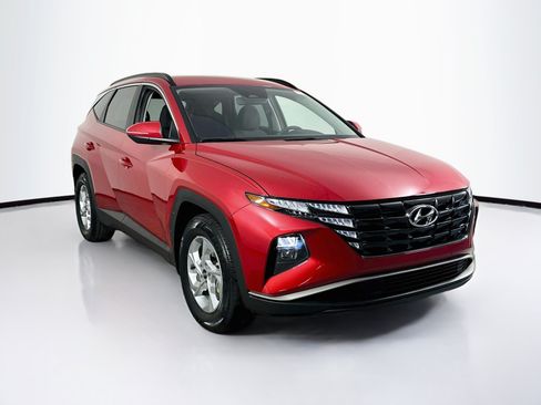 Used 2023 Hyundai Tucson SEL FWD image 3