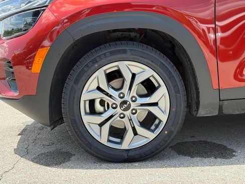 Used 2024 Kia Seltos S FWD image 4