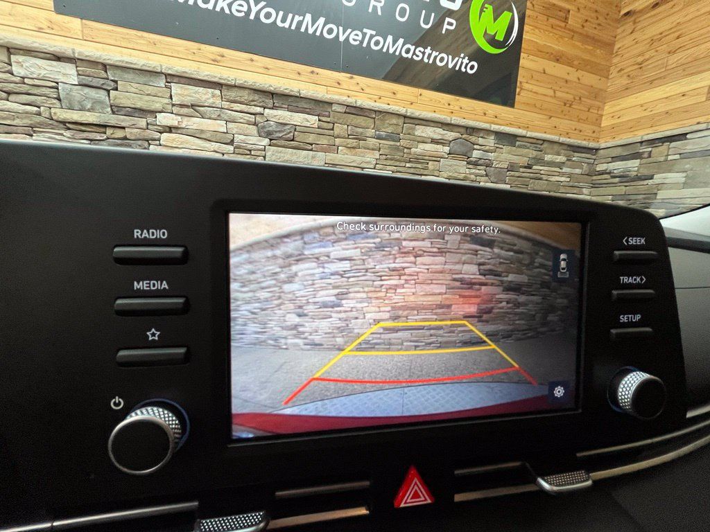 Used 2023 Hyundai Elantra SEL FWD image 42