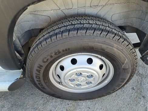 Used 2023 RAM ProMaster 2500 image 26