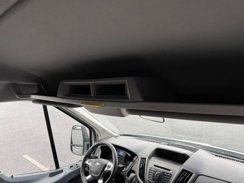 Used 2018 Ford Transit 250 130 Medium Roof image 35
