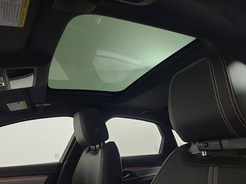 Used 2024 Jaguar XF R-Dynamic SE image 26