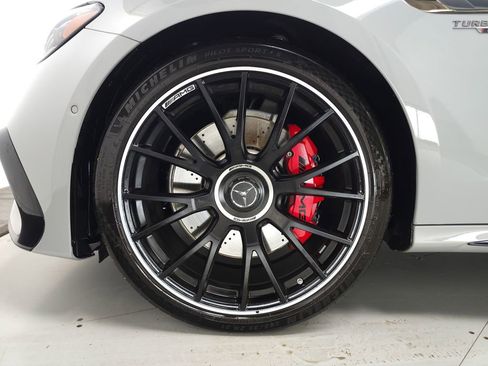 Used 2025 Mercedes-Benz E 53 AMG e 4MATIC Sedan image 39