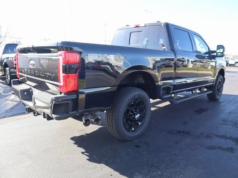 New 2026 Ford F250 Lariat w/ Black Appearance Package AWD/4WD image 19