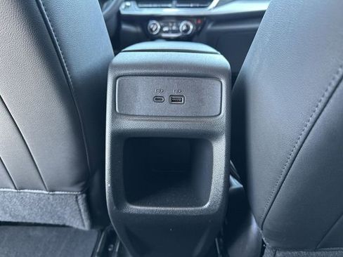 Used 2024 Chevrolet Trax LT image 21