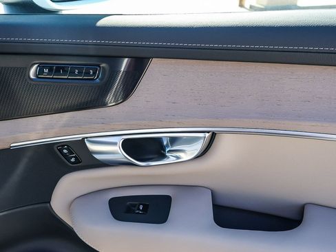 New 2026 Volvo XC90 B6 Ultra image 19
