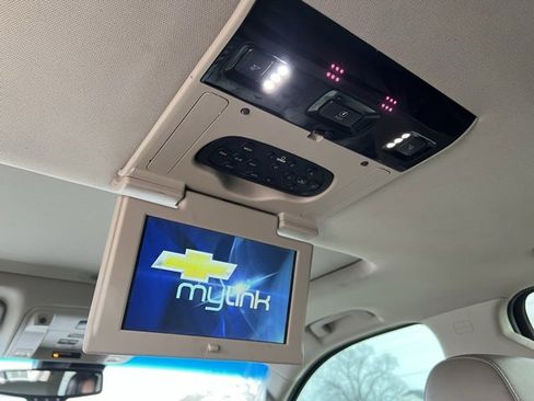 Used 2015 Chevrolet Suburban LTZ image 32