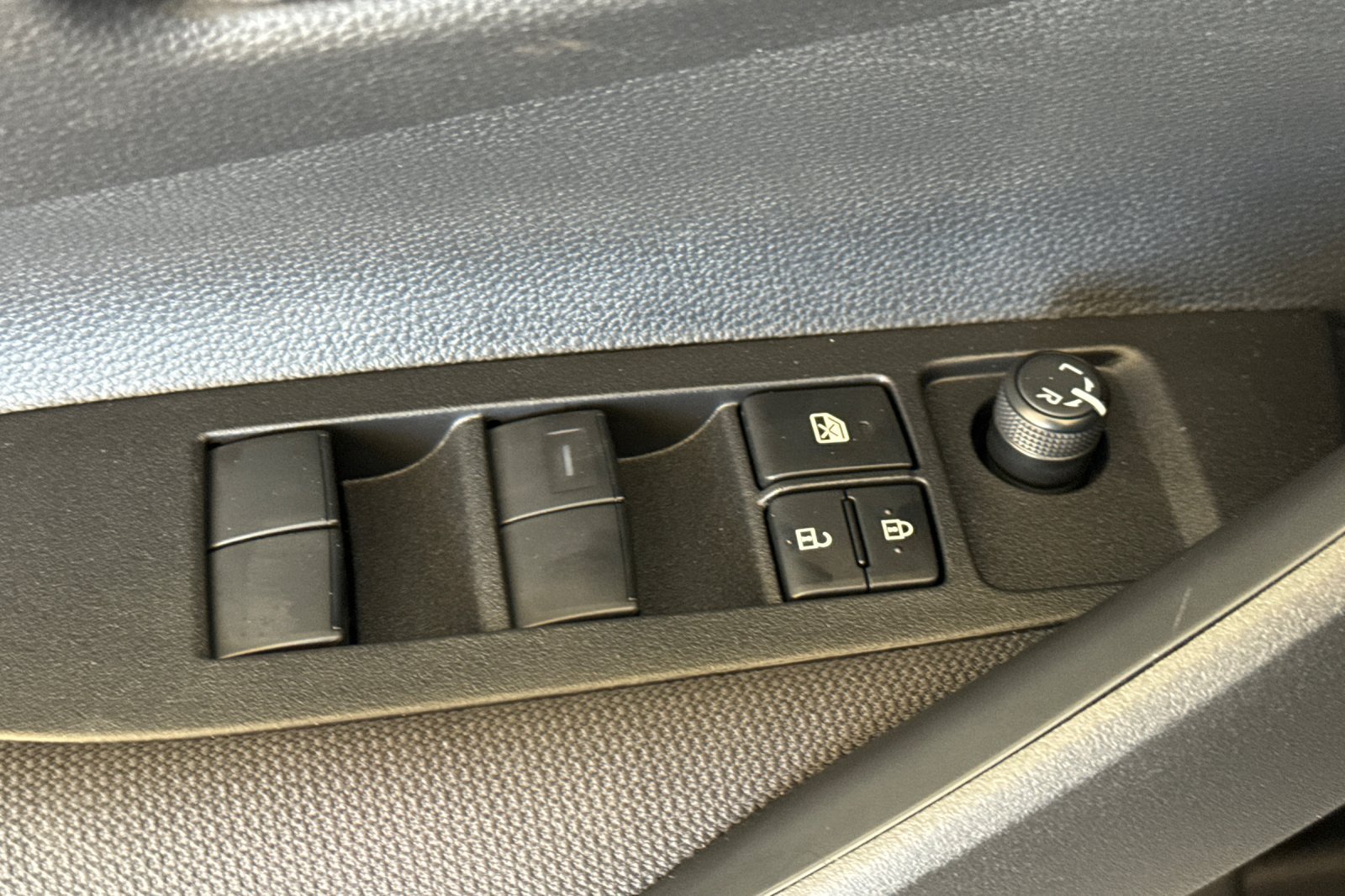 New 2026 Toyota Corolla LE FWD image 12