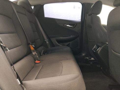 Used 2020 Chevrolet Malibu LT FWD image 19