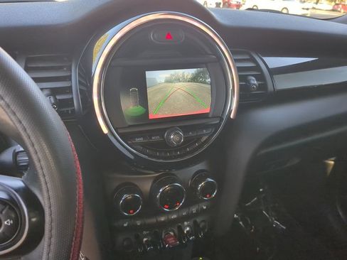 Used 2019 MINI Cooper Convertible image 15