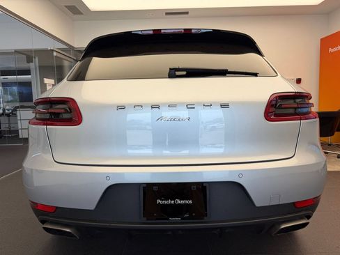 Used 2017 Porsche Macan AWD/4WD image 8