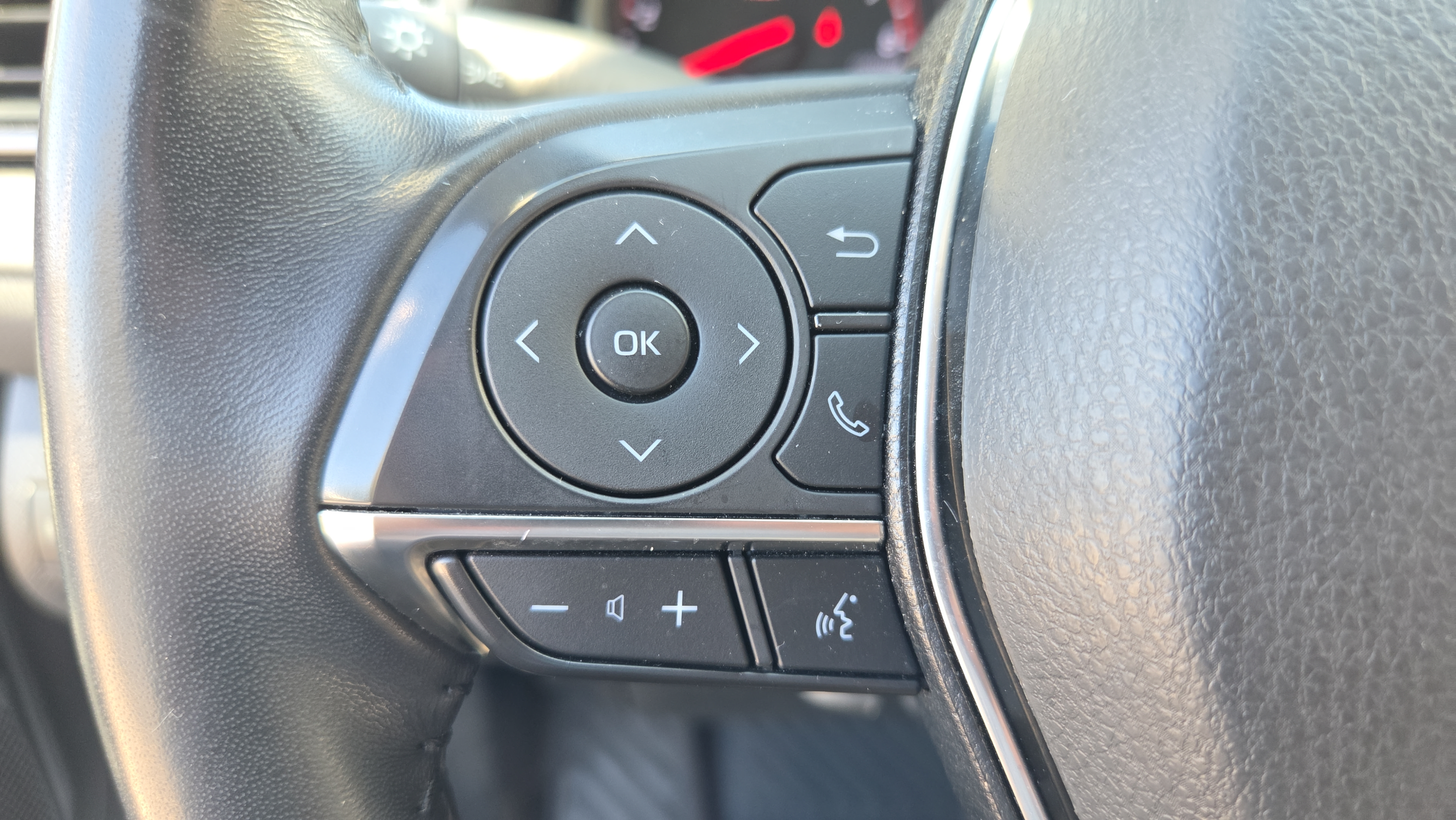 Used 2019 Toyota Camry XSE w/ Driver Assist Package FWD image 31